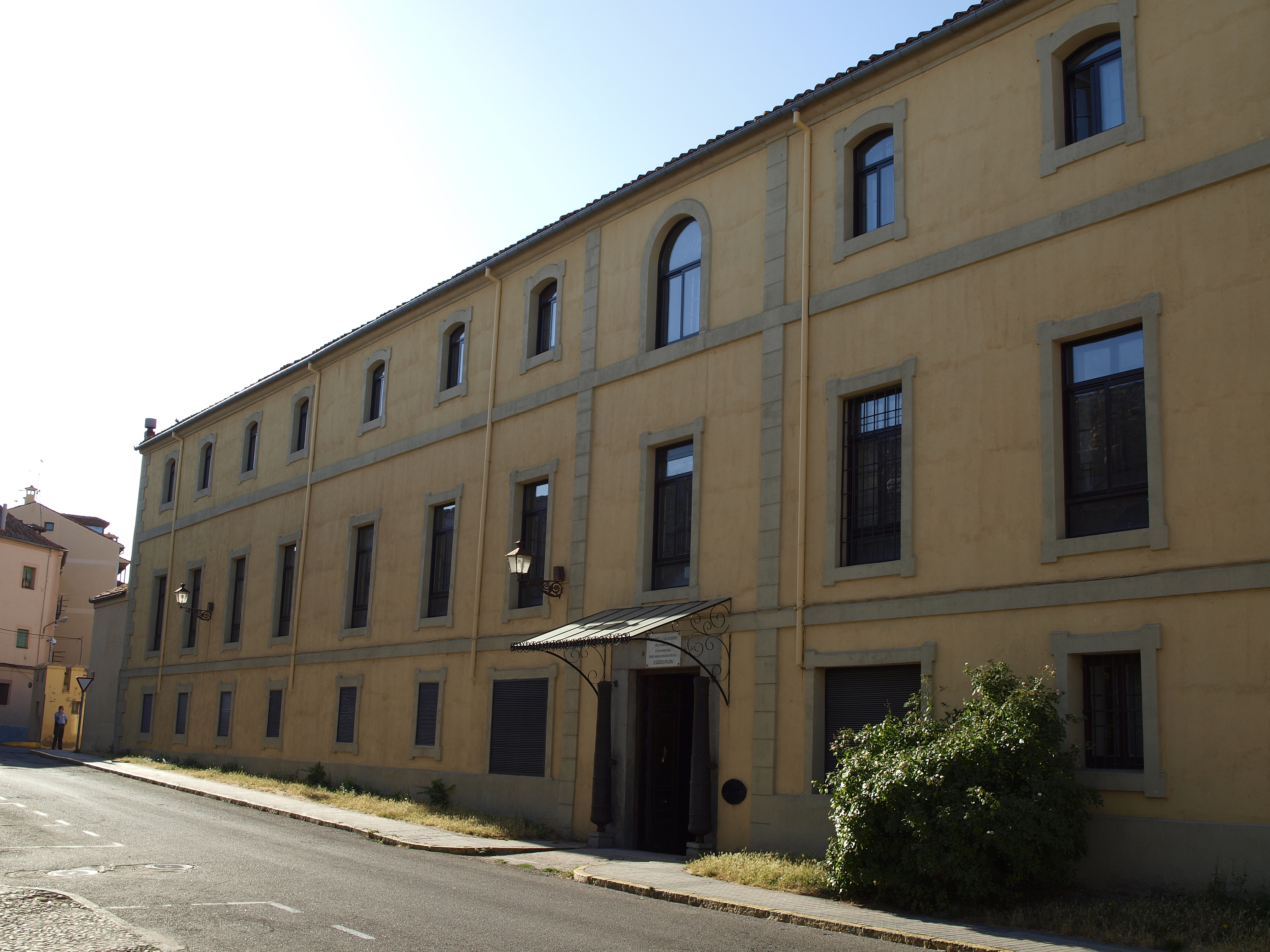 Fachada de Día Sanz, 2011.