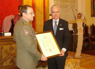 La Academia de Artillería, miembro de honor de la Fundación Carlos III